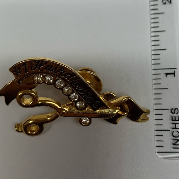 Avon Pin Hairdresser - Picture 14 of 16